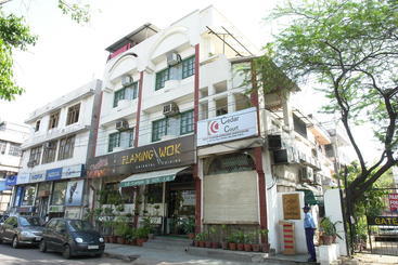 Cedar Court Bed And Breakfast