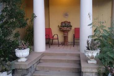 Catalina Park Inn Bed And Breakfast