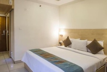 هتل Southern Grand