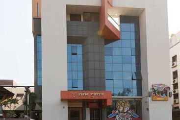 ホテル Treebo Trend Yuvraj Aurangabad