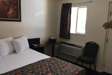 Mayfair Motel