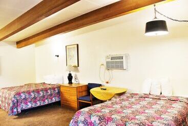 모텔 I 84 Motor Inn