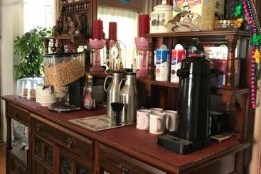 Rose Manor Bed & Breakfast