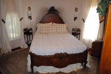 Angel Rose Bed & Breakfast