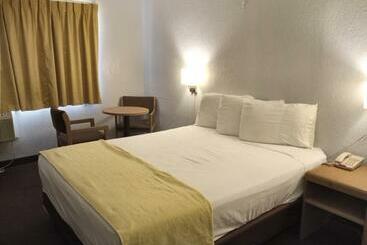 Ez 8 Motel San Jose I