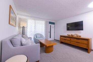 בית מלון כפרי Mahalo Diamond Beach Resort