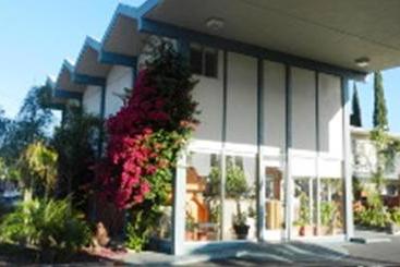 모텔 Antioch Executive Inn