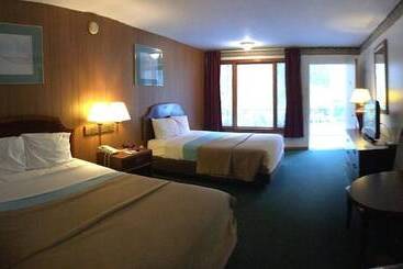 汽车旅馆  Mahoning Inn