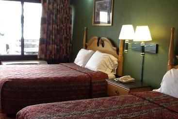 مُتل New Eastern Inn