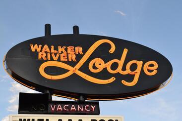 모텔 Walker River Lodge