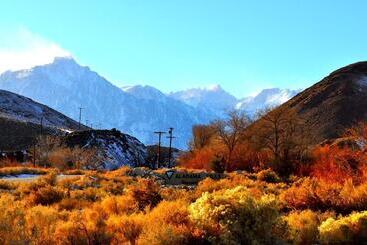 Mount Whitney Motel