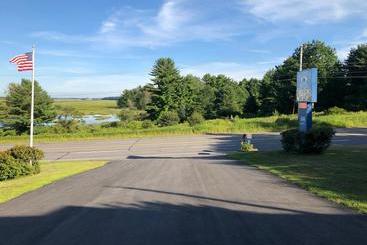 Admiral Motel