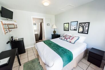 مبيت وإفطار Riverwalk Inn