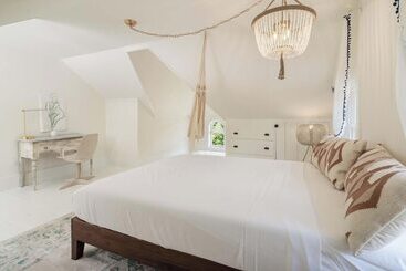 مبيت وإفطار Twin Gables Of Woodstock