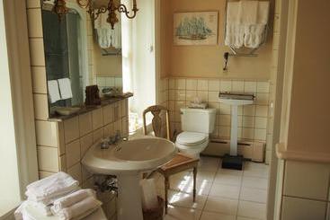 تختخواب و صبحانه Wydnor Hall Inn