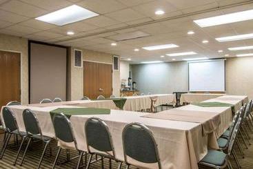 هتل Quality Suites San Diego Otay Mesa