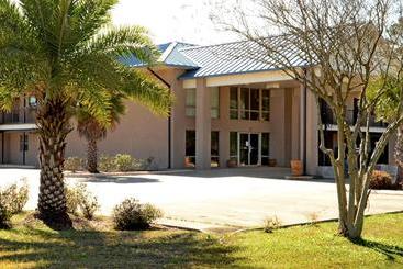 فندق على الطريق Americas Best Value Inn Kinder