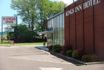 فندق على الطريق Kings Inn