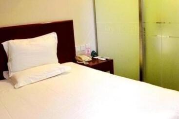 هتل Greentree Inn Langfang Guangyang District Guangyang Road City Government Express