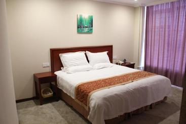 هتل Greentree Inn Shanghai Huangxing Park Subway Station Express