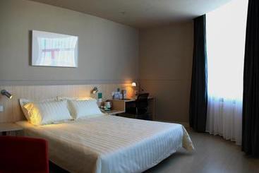 هتل Jinjiang Inn Yichun Water Park Branch
