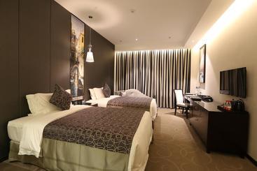 Venice Jian Guo Hotel Dandong