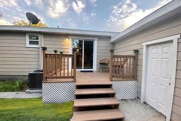 Пансион Amazing House Relax Near Raymond Stadium