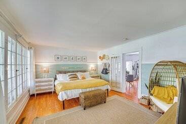 Сельский дом Charming Pentwater Home < 1 Mi To Lake Michigan!