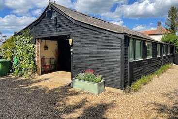 فندق ريفى Remarkable 2 Bed Barn In Downham Market