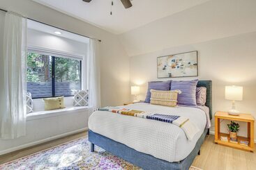 별장 3 Decks, Game Room + Views: Lake Arrowhead Home!