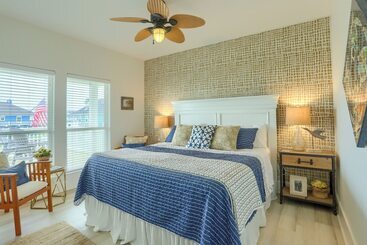 별장 Modern Bolivar Beach House W/ Deck: Steps To Sand!