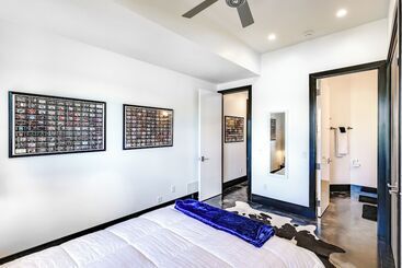 Сельский дом Motorcycle Themed Home In Spearfish W/ Hot Tub!