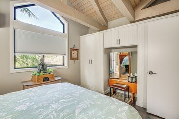 Peaceful Eugene Country Cottage W/ Mountain Views