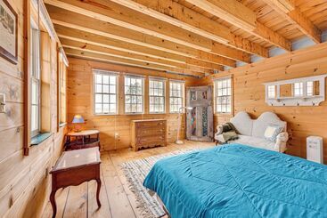 별장 Peaceful Wells Retreat W/ Deck & Water Views