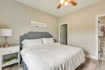 کلبه Spacious Dothan Home ~ 4 Mi To Downtown!