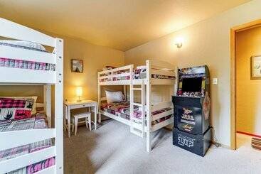 별장 Truckee Home W/ Access To Tahoe Donner Amenities!