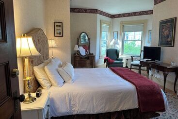 تختخواب و صبحانه Meredith Inn