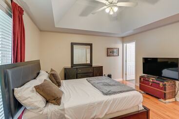 کلبه Cozy Hermitage Home W/ Deck: 11 Mi To Nashville!