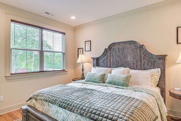 茅舍 Idyllic Belmont Home < 1 Mi To Historic District!