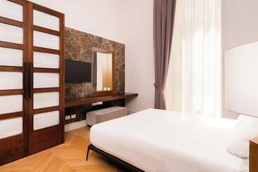 هتل آپارتمان Limehome Lecce Palazzo Bn