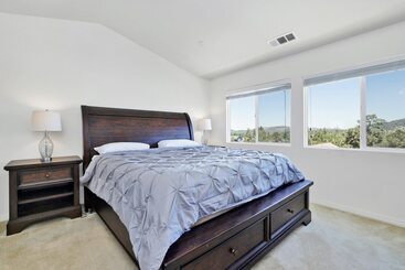 קוטג'' Maple Mountain Bliss #2309