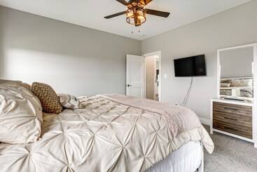 بيت ريفى Modern Sadieville Home W/ Yard & Gas Grill!