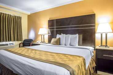 מוטל The Boards Ac