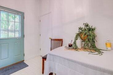 コテージ Roanoke Mountain Home: 4 Mi To Blue Ridge Parkway!