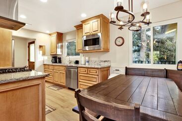 茅舍 A Hidden Asset #2379