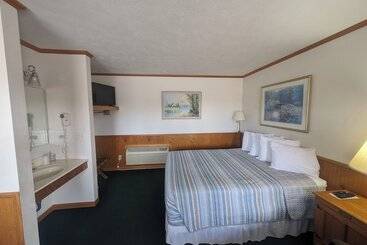 Auburn Inn Motel & Long Creek Rv Park