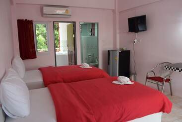 Отель Lopburitown