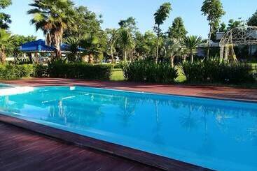 هتل Supatta Resort