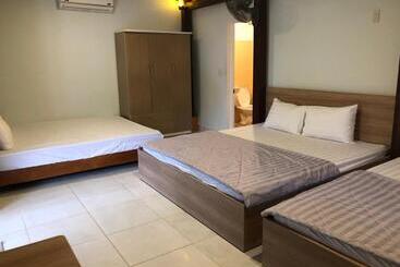 استراحتگاه Gem Island