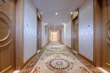 Vienna Hotel Dongguan Tangxia Lincun Square